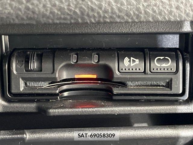 Nissan SERENA 2011-03 7728371-6