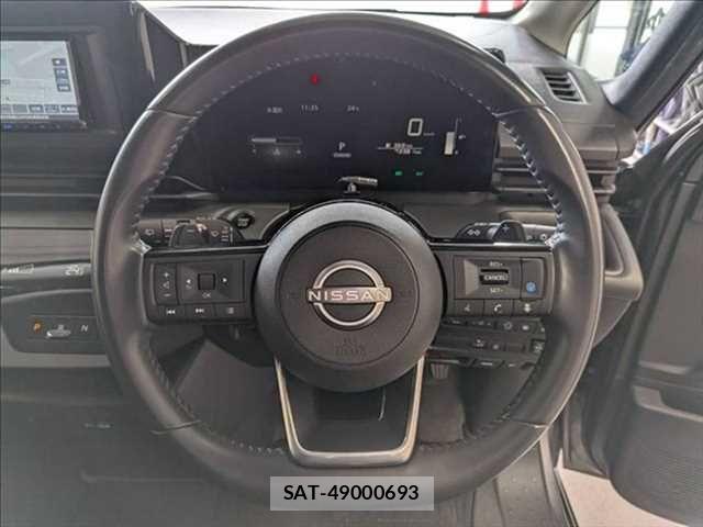 Nissan SERENA 2023-06 7728351-12