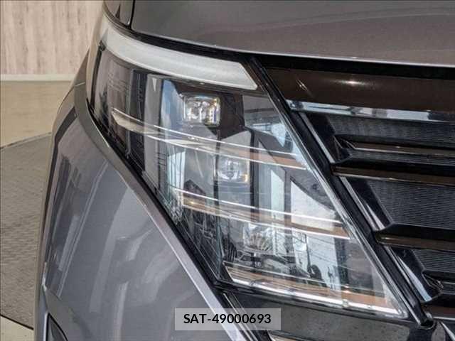 Nissan SERENA 2023-06 7728351-23