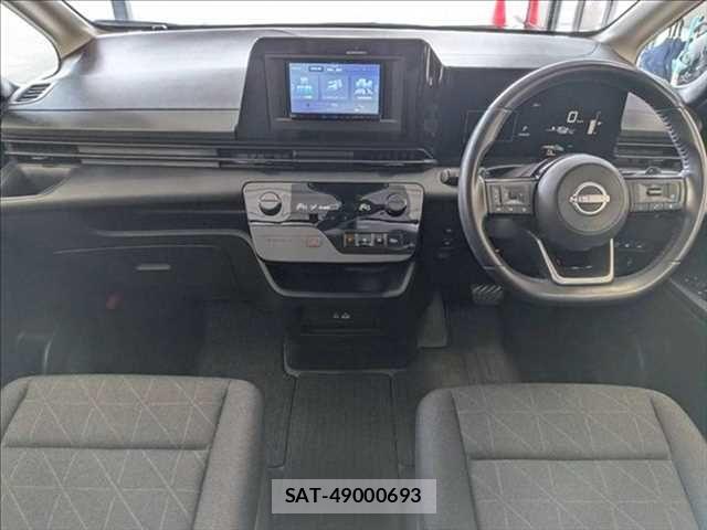 Nissan SERENA 2023-06 7728351-2