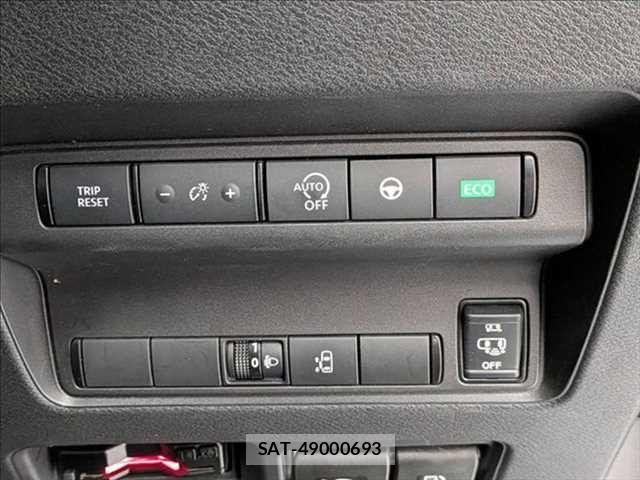 Nissan SERENA 2023-06 7728351-7