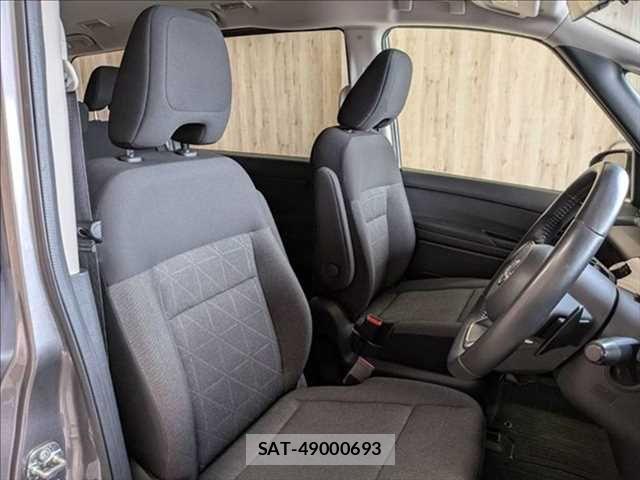 Nissan SERENA 2023-06 7728351-8
