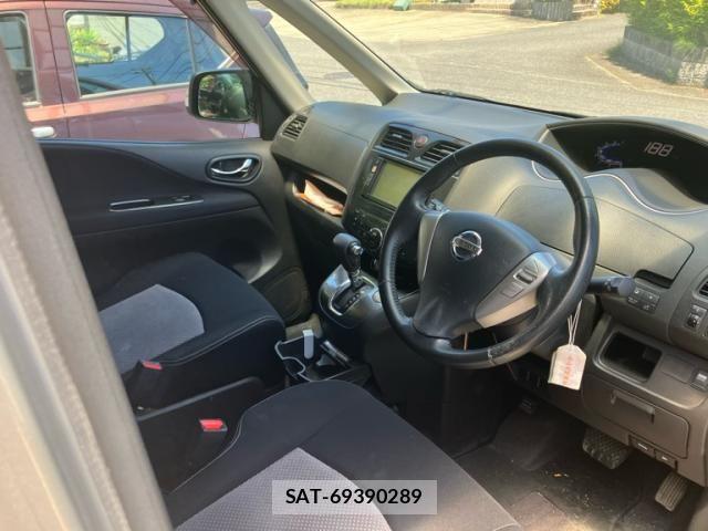 Nissan SERENA 2011-06 7728382-10