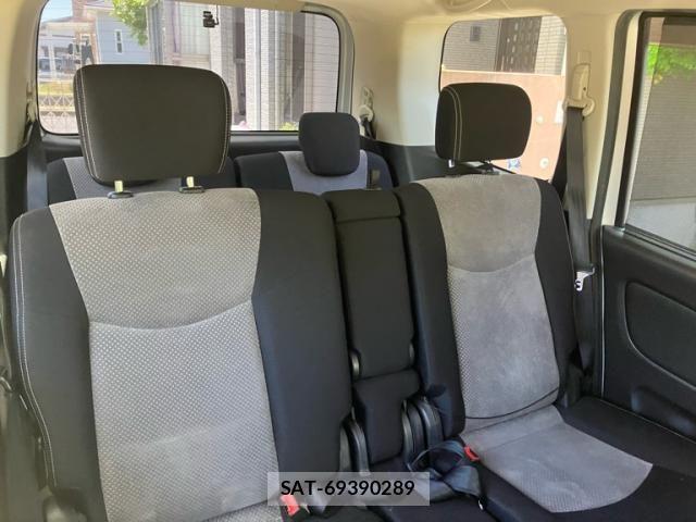 Nissan SERENA 2011-06 7728382-13