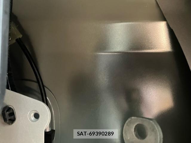 Nissan SERENA 2011-06 7728382-21