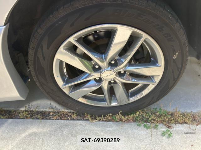 Nissan SERENA 2011-06 7728382-3