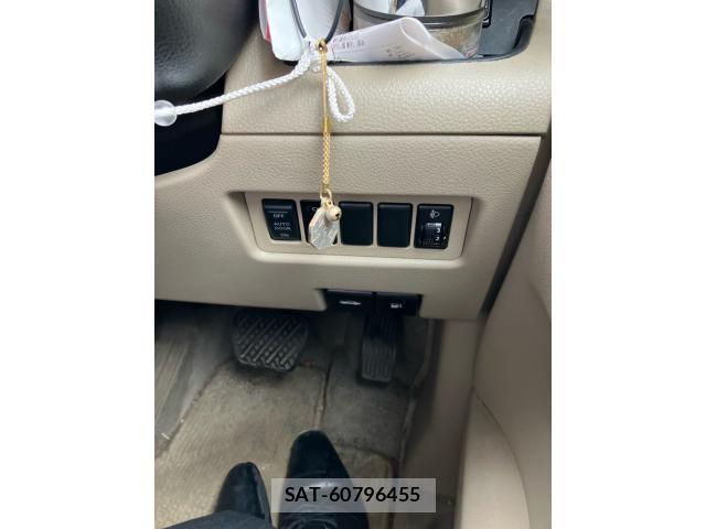 Nissan SERENA 2005-10 7788918-18