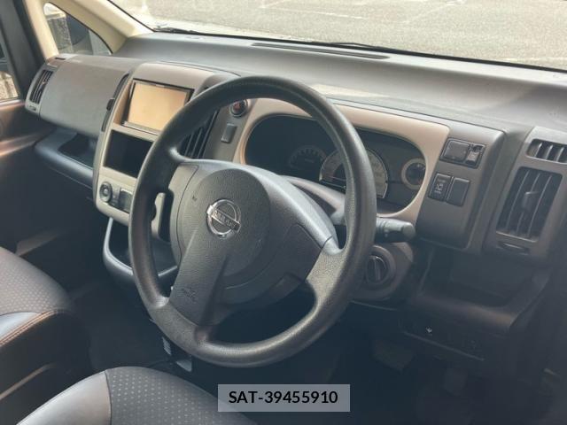 Nissan SERENA 2005-07 7788913-12
