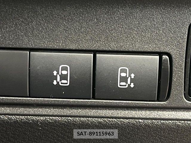 Nissan SERENA 2023-11 7788973-4
