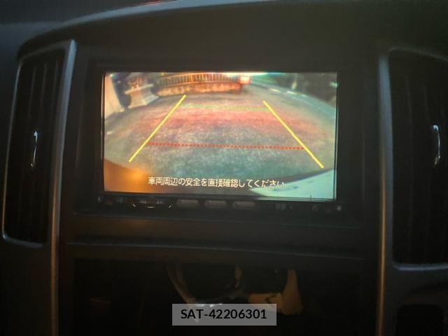 Nissan SERENA 2010-04 7879338-16