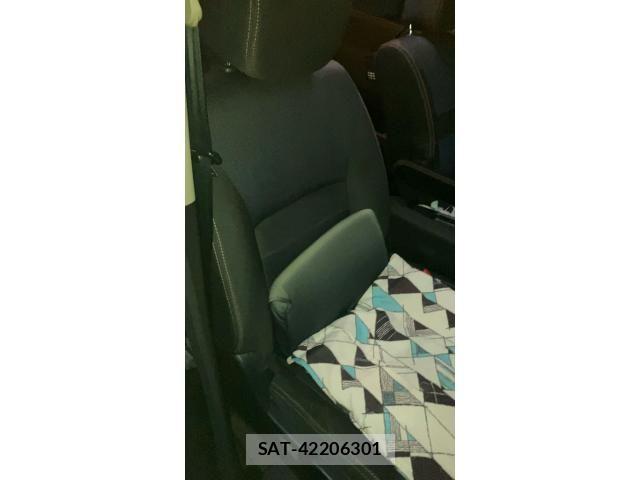 Nissan SERENA 2010-04 7879338-18