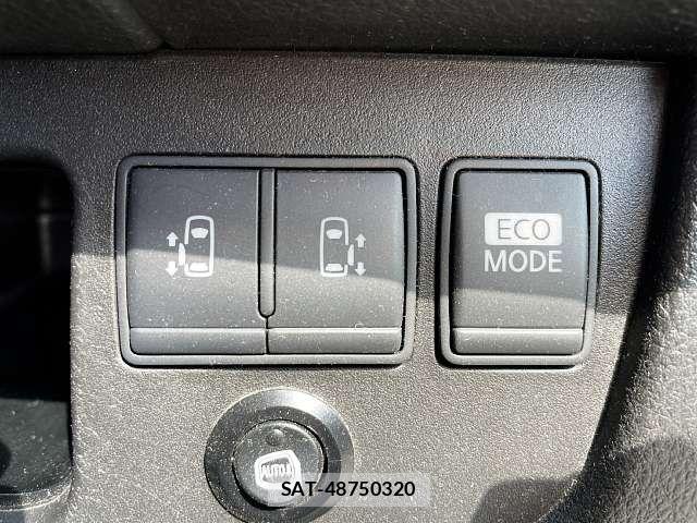 Nissan SERENA 2011-11 7879321-4