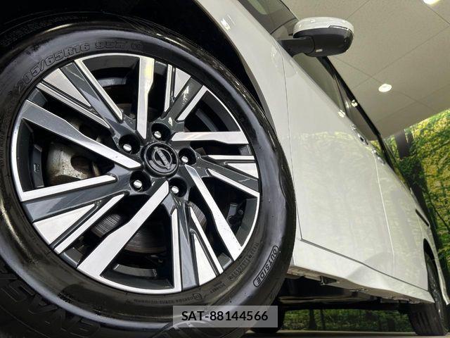 Nissan SERENA 2023-12 7879292-9