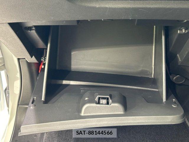 Nissan SERENA 2023-12 7879292-17