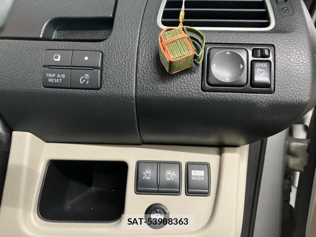 Nissan SERENA 2012-03 7879336-14
