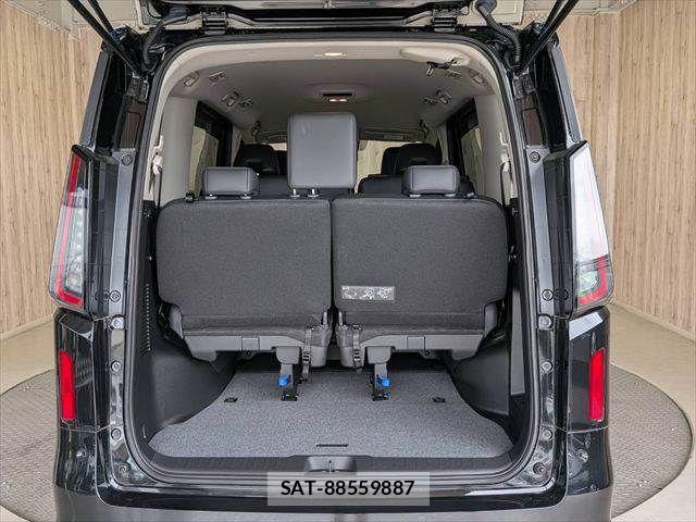 Nissan SERENA 2023-07 7879295-11
