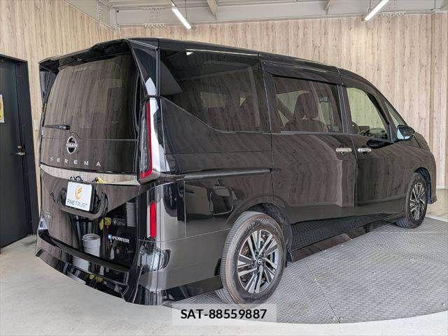 Nissan SERENA 2023-07 7879295-20
