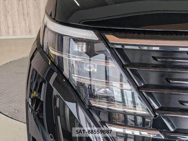 Nissan SERENA 2023-07 7879295-25