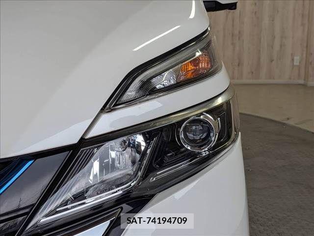 Nissan SERENA 2018-05 7879312-23