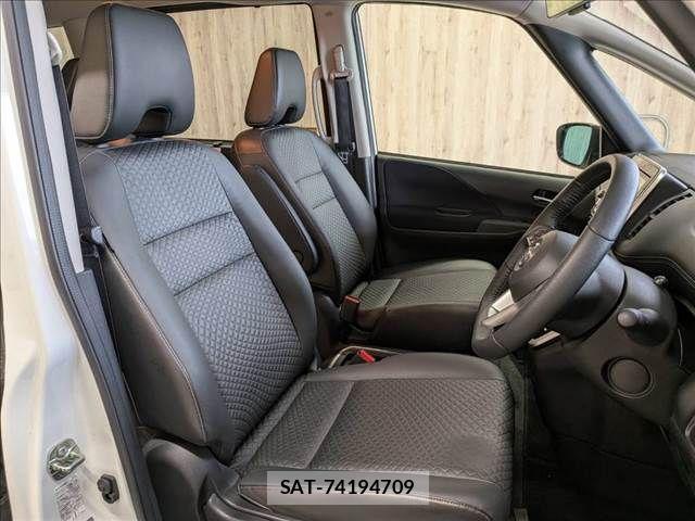 Nissan SERENA 2018-05 7879312-8