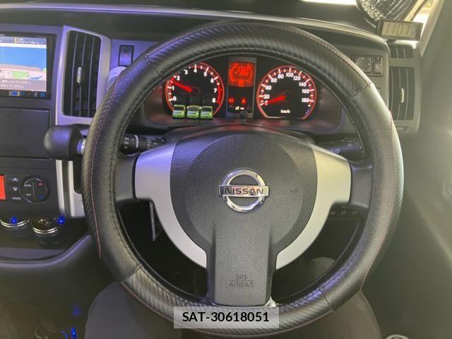 Nissan SERENA 2009-01 7879322-19