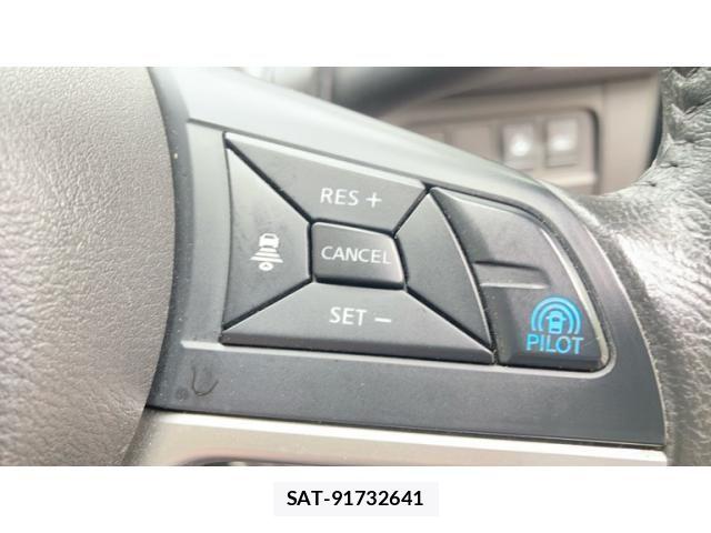 Nissan SERENA 2018-04 7879318-16
