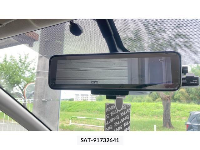 Nissan SERENA 2018-04 7879318-18