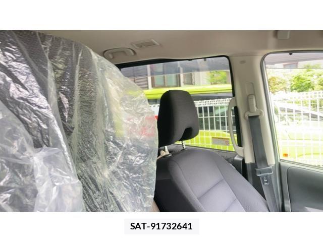 Nissan SERENA 2018-04 7879318-6