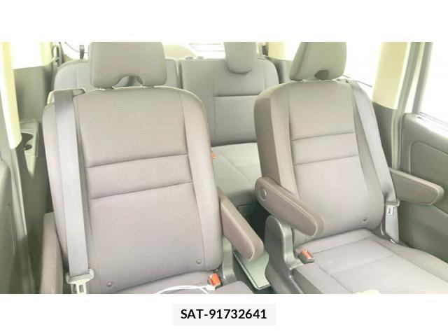 Nissan SERENA 2018-04 7879318-8