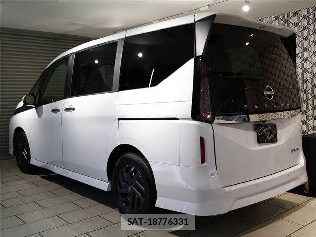 Nissan SERENA 2026-05 7879289-1