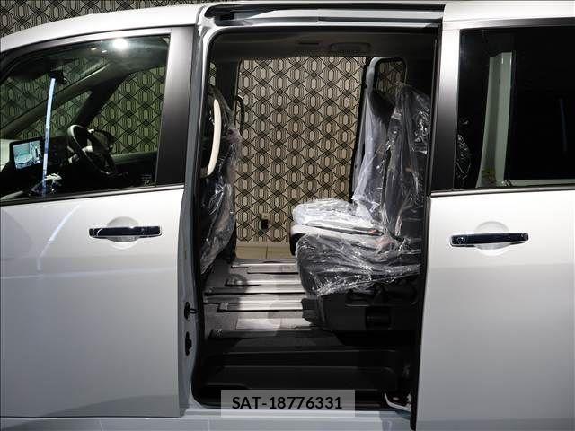 Nissan SERENA 2026-05 7879289-19