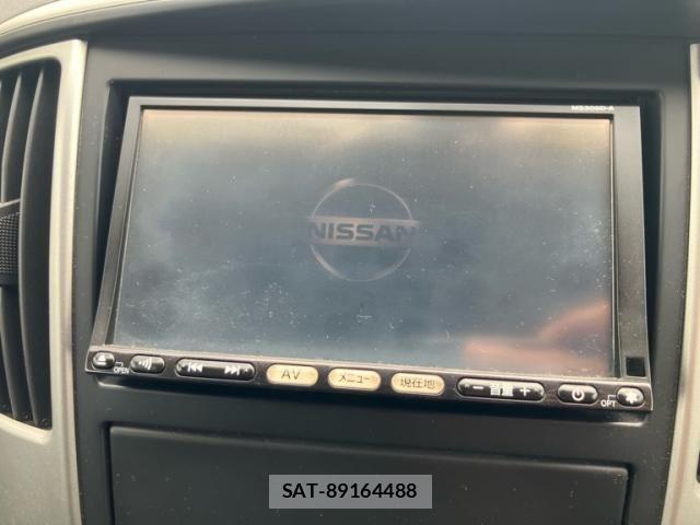 Nissan SERENA 2009-12 7879331-19