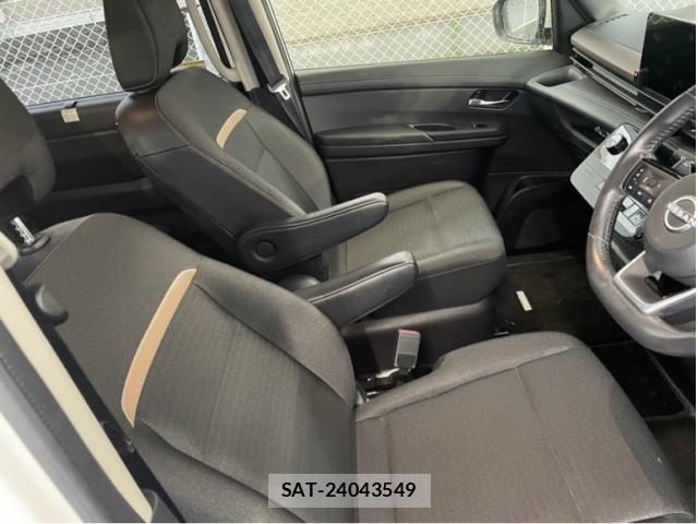 Nissan SERENA 2023-12 7879294-11
