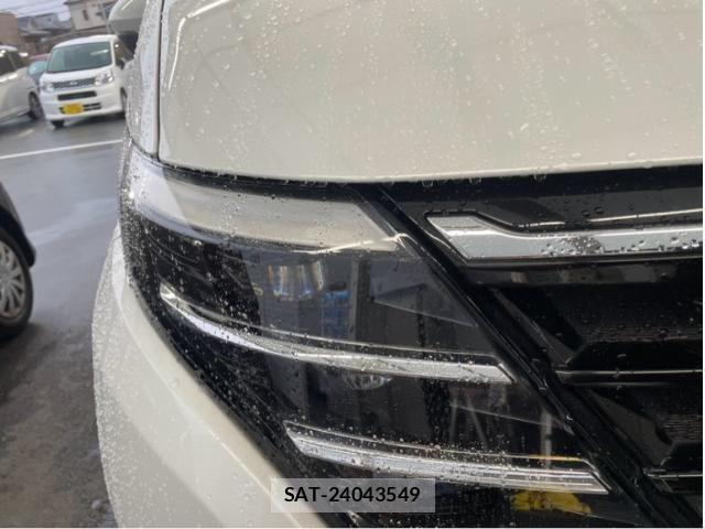 Nissan SERENA 2023-12 7879294-6