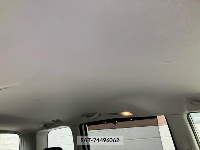 Nissan SERENA 2011-10 7879333-13