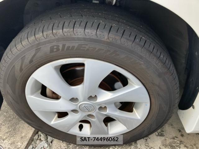 Nissan SERENA 2011-10 7879333-4