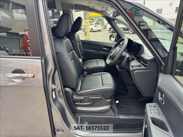 Nissan SERENA 2023-12 7879293-12