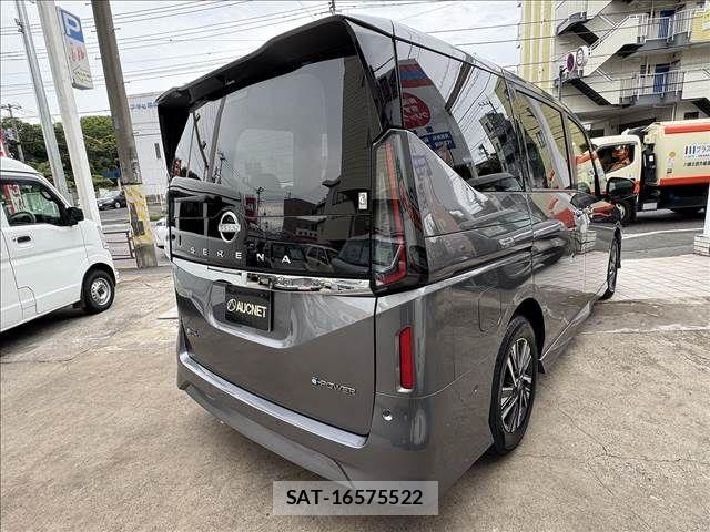 Nissan SERENA 2023-12 7879293-1