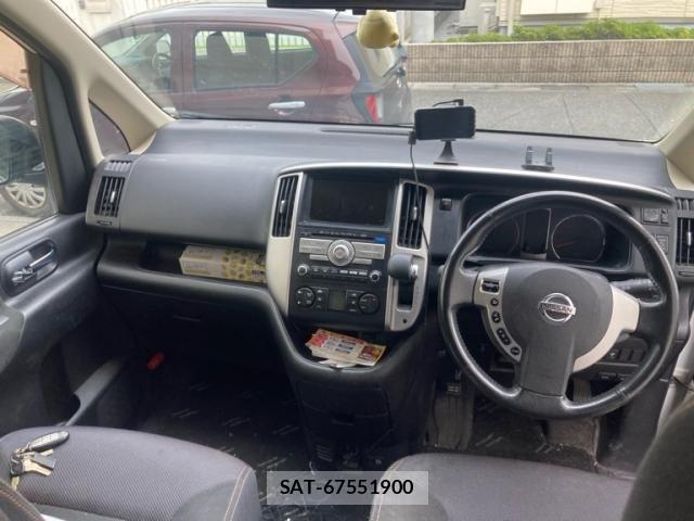 Nissan SERENA 2009-08 7879326-13