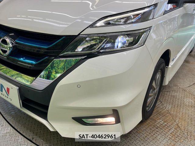 Nissan SERENA 2018-05 7879316-12