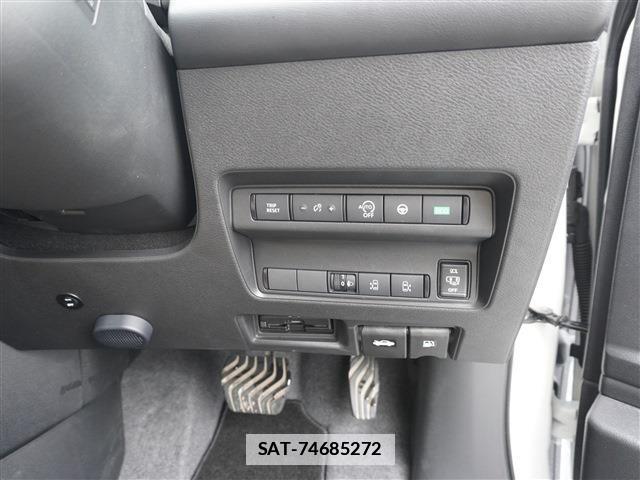 Nissan SERENA 2023-03 7903354-11