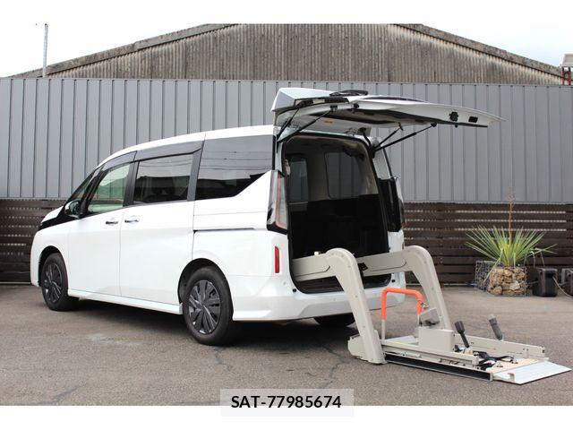 Nissan SERENA 2025-10 7903352-0