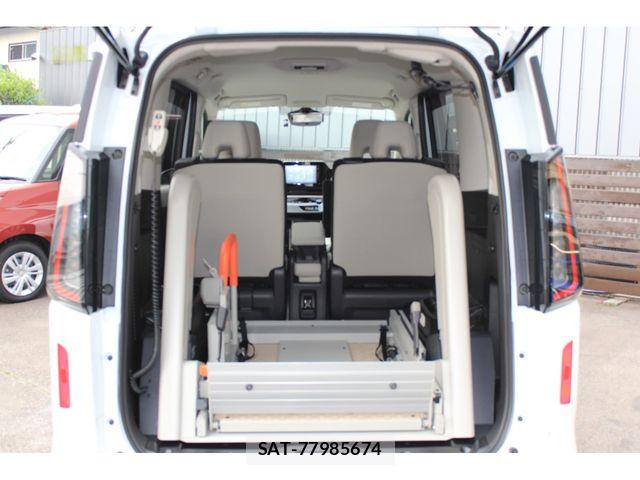Nissan SERENA 2025-10 7903352-2