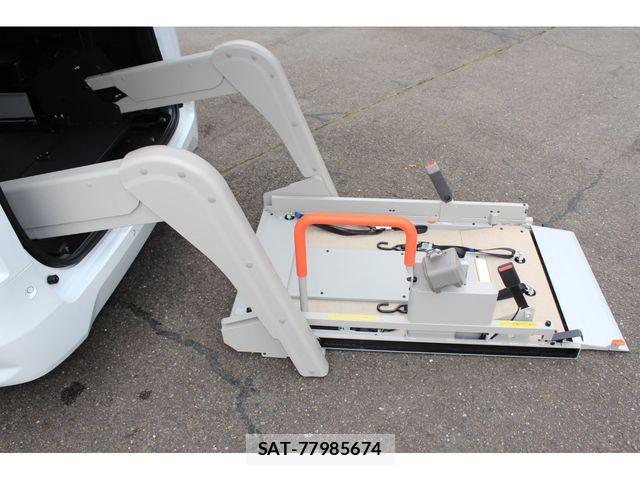 Nissan SERENA 2025-10 7903352-4