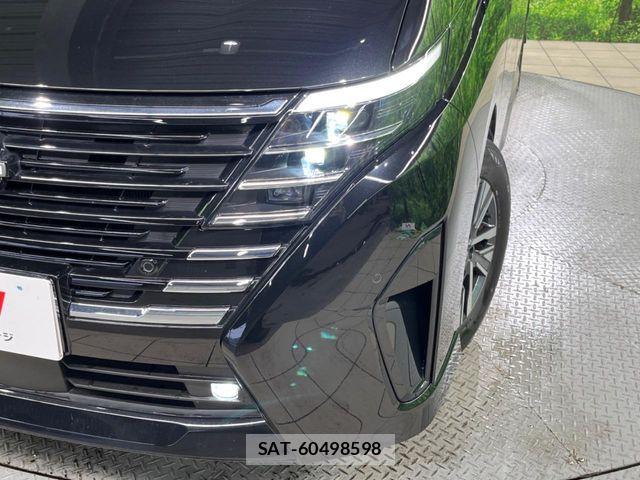Nissan SERENA 2023-07 7903350-12