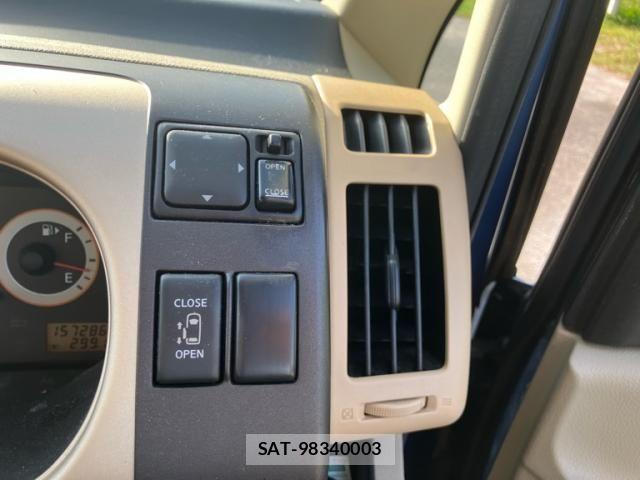 Nissan SERENA 2007-11 7903367-16