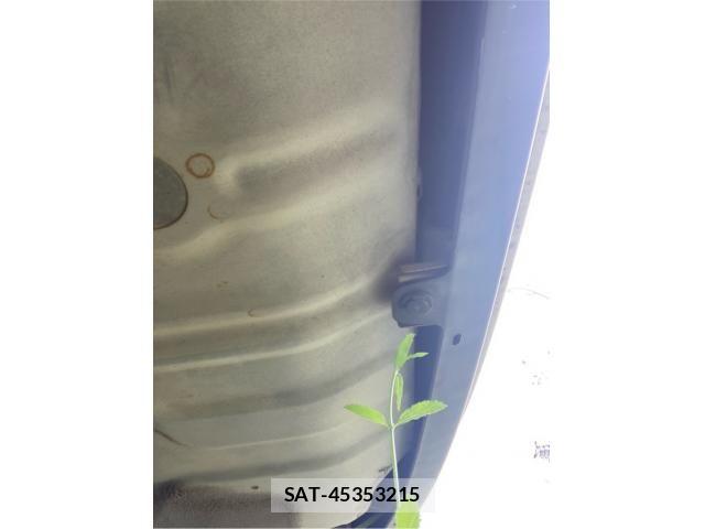 Nissan SERENA 2009-07 7963682-11