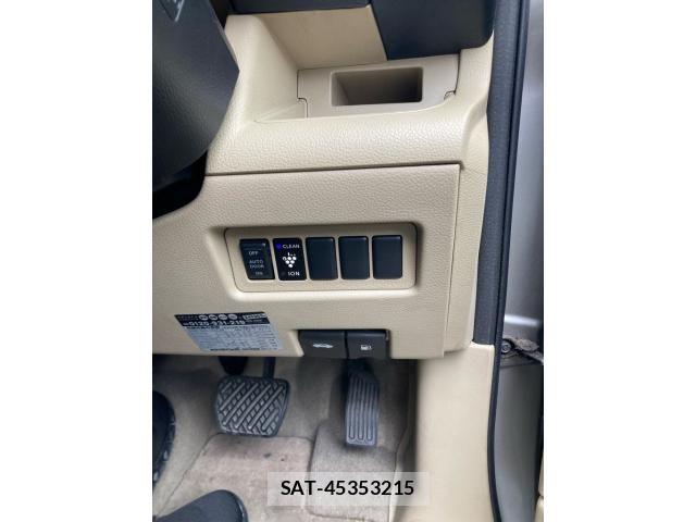 Nissan SERENA 2009-07 7963682-16