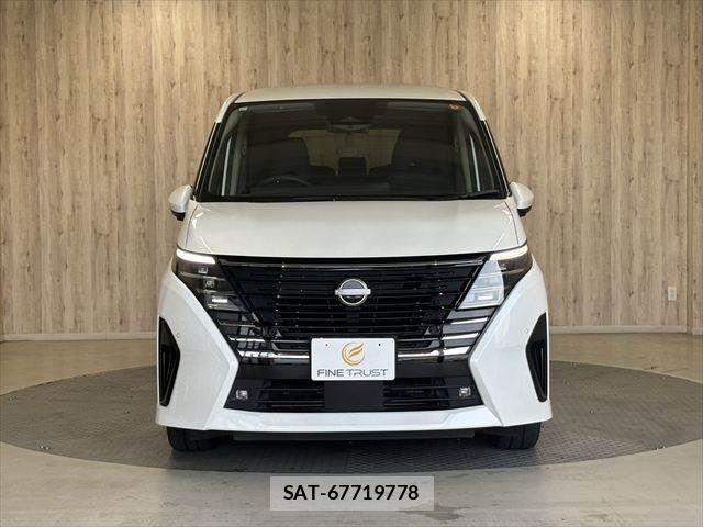 Nissan SERENA 2023-11 7963665-12