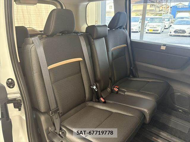 Nissan SERENA 2023-11 7963665-6